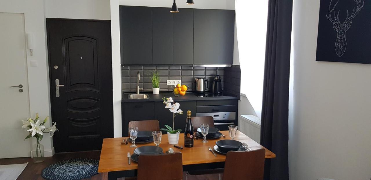 Boutique Apartman I Eger Bagian luar foto